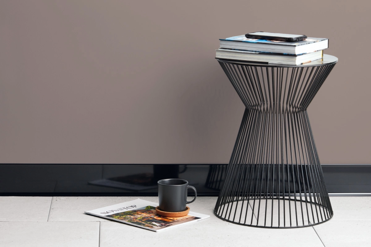 Listwa przypodłogowa aluminiowa czarna RAL9005 cokół Creativa LP80