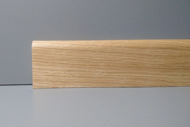Listwa przypodłogowa fornirowana lakierowana CP60 (240 cm x 6 cm x 1,8 cm) dąb